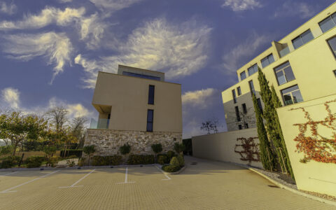 Realestate Petram Resort